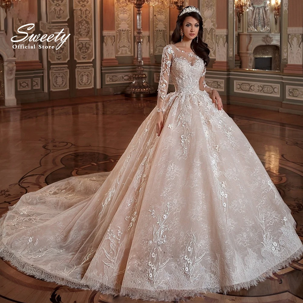 

Luxury Wedding Dress Embroidered Lace Boat Neck Ball Gowns Sleevelesswith Appliques Sashes Vestido De Noiva Plus Size Button