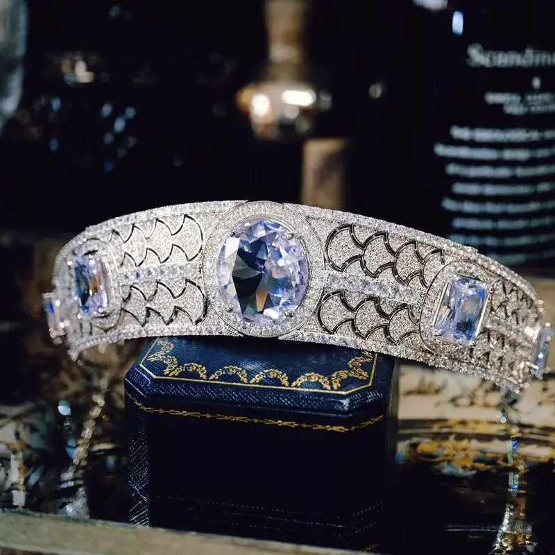 Luxury Cubic Zircon Bridal Wedding Headwear Princess Eugenie's Royal Crown New European Princess Bridal Tiaras Accessory