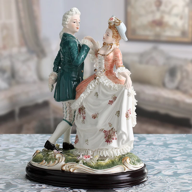 European-style British couple ornaments figures porcelain dolls ceramic crafts boutique villa living room decorations