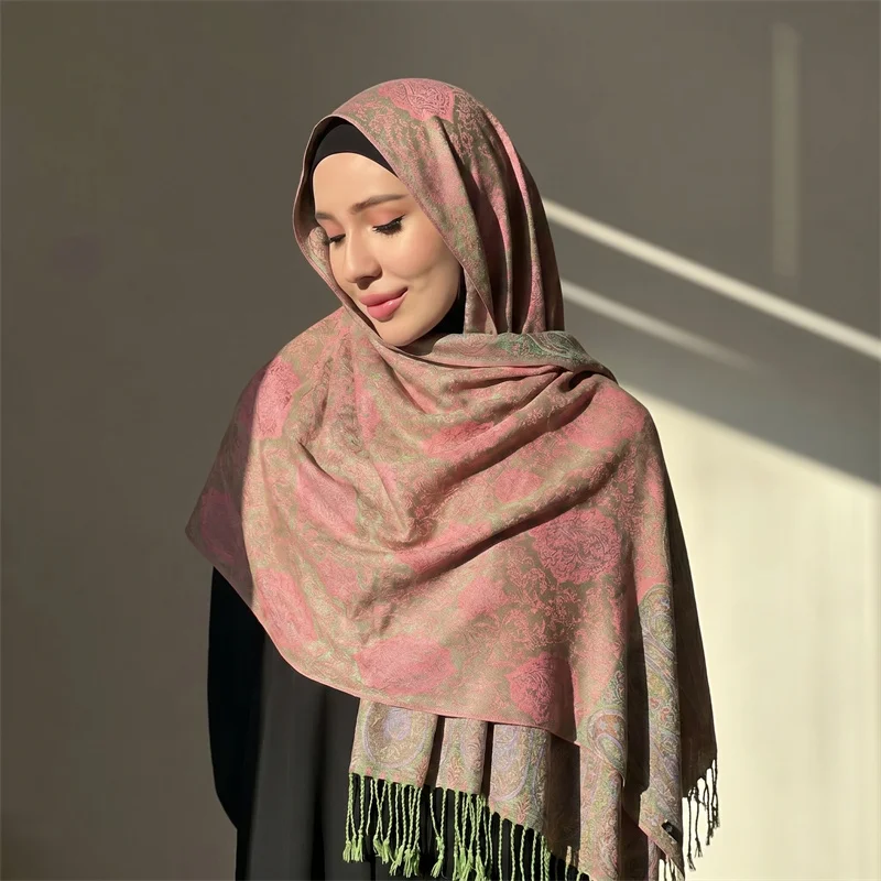 Retro Paisley Jacquard Tassel Hijab Muslim Women Ethnic Soft Islamic Headscarf Daily Wear Turban Decorative Neck Shawl for Gift
