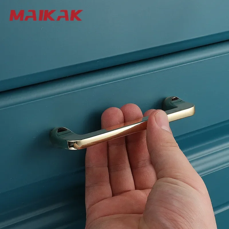 MAIKAK Zinc Alloy Bright Gold Cabinet Pulls Light Luxury Stylish Kitchen Handles for Furniture Drawer Knobs Cabinet Hardware