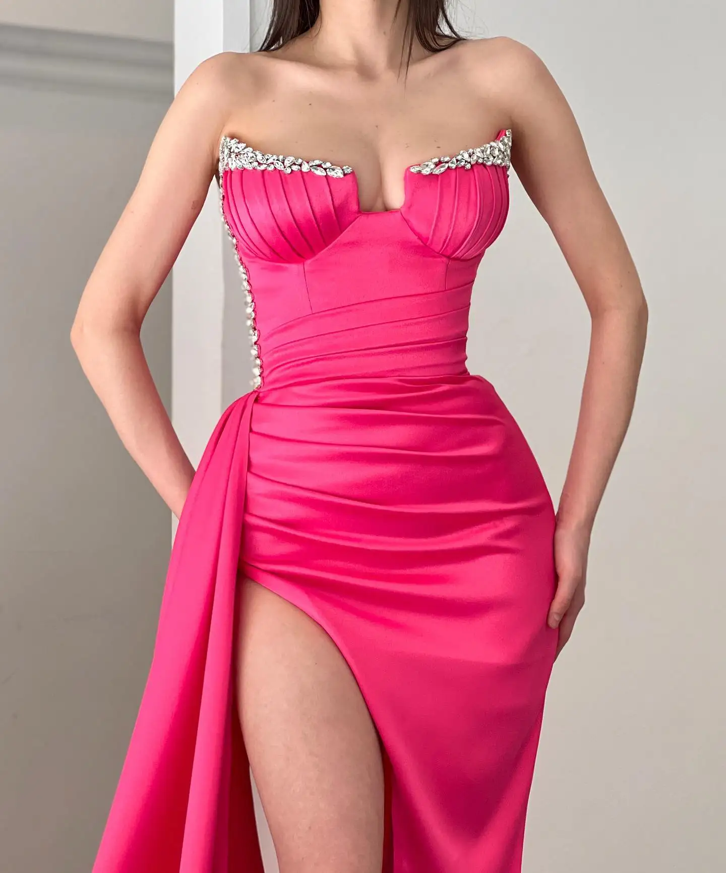 Elegant Peach Red V-neck Crystal Satin Mermaid Evening Dresses Dide Slit  Robe de soiree Formal Party Grown Prom Dresses