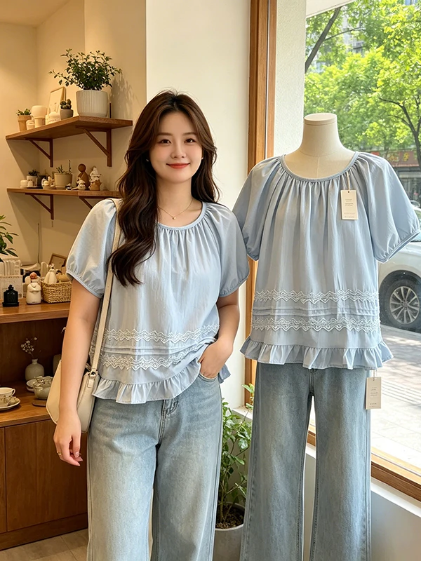 

Loose round Neck Lace Splice Short Sleeve Shirt Women's Korean Style Design Summer New plus Size Blouse Floral Detail