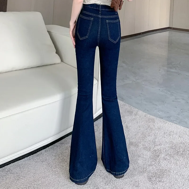 

Джинсы-клеш для женщин, синие узкие, простые, с высокой талией, шикарные, мягкие, в корейском стиле, одежда для девочек, весна-лето, однотонная винтажная ниша