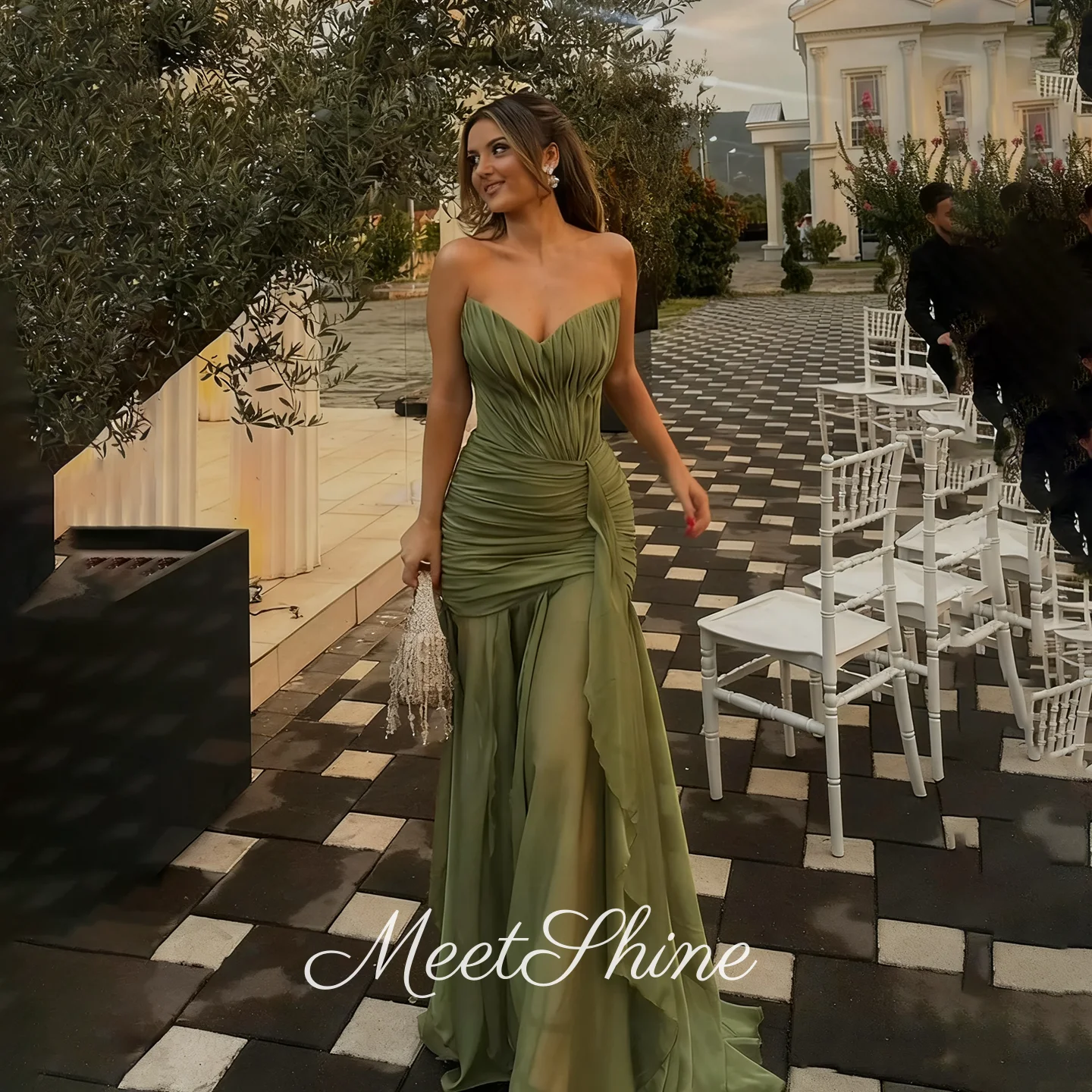 

Modern Sweetheart Olive Green Pleated Chiffon Prom Dresses Sleeveless Sweep Train High Quality Evening Dresses Customized