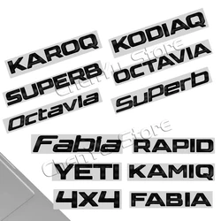 Per Skoda Superb Yeti Fabia Octavia Rapid Kodiaq Karoq 4 x4 Kamiq emblema in metallo nero lucido 3D Sticker Car posterore Trunk Badge