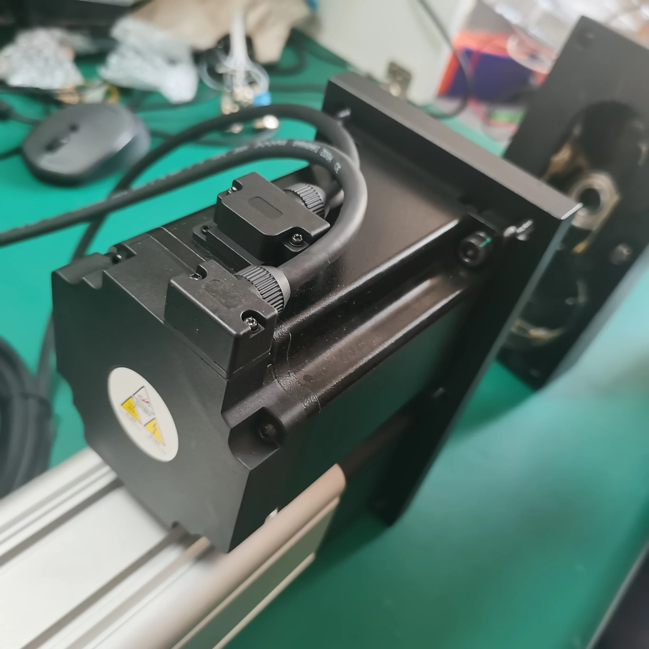 240v Ac Linear Actuator Linear Ruler 2000 Mm With Servo Actuator 3000n