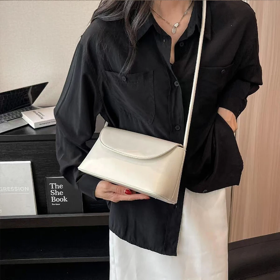 Damenmode Einfache Französische Einschultrige Umhängetasche Einfarbige Modische Unterarm-PU-Leder Kleine Quadratische Tasche – Detail 5