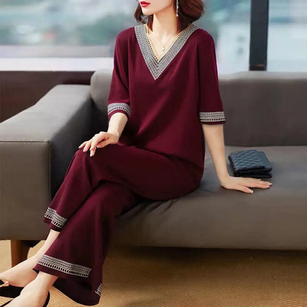 Women Suits Stylish Comfortable 2pcs/set V Neck Suits for Middle-aged Casual Fashion with Minimalistic Charm Elderly Women Suits