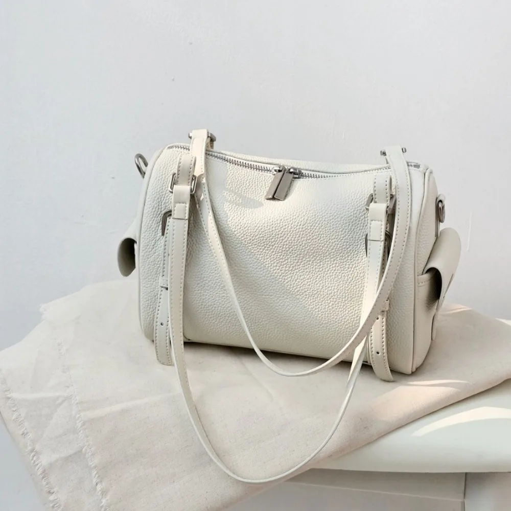 Popular Leather Pillow Bag 2026 Early Spring High-end Sense Simple Niche Large-capacity Shoulder Armpit Design  Daily Relaxation