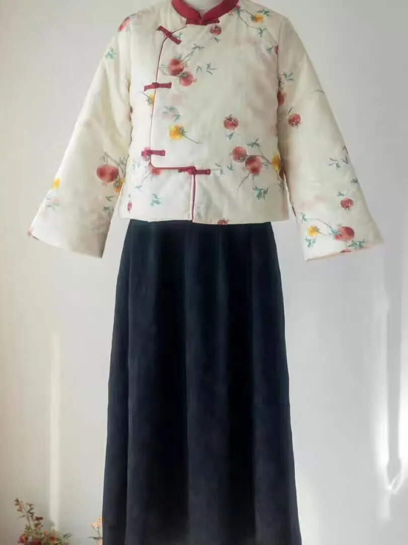 アーティスティックプリントコットンジャケット女性の冬ルーズコート大きいサイズ花柄装飾ボタン留めカジュアルファッションアウター