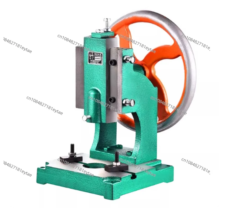 

Настольный ручной пресс-дисковый пробивочный станок для пивных крышек (1.5Т)