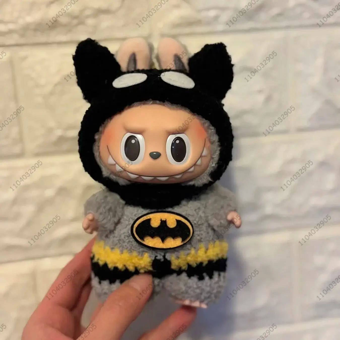 Labubu The Monsters Batman Costume Spider-man Clothes 1:1 Original Replica Vinyl Doll Action Figure Bag Charm Bag Pendant Gift