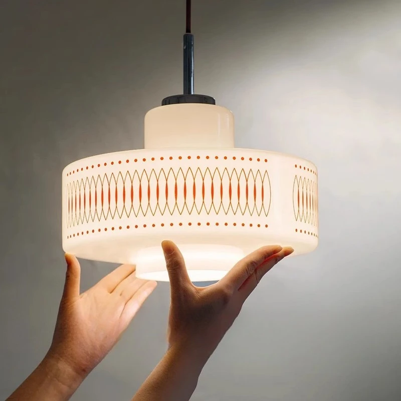 

Creative personality medieval glass chandelier simple medieval retro atmosphere bedroom restaurant light