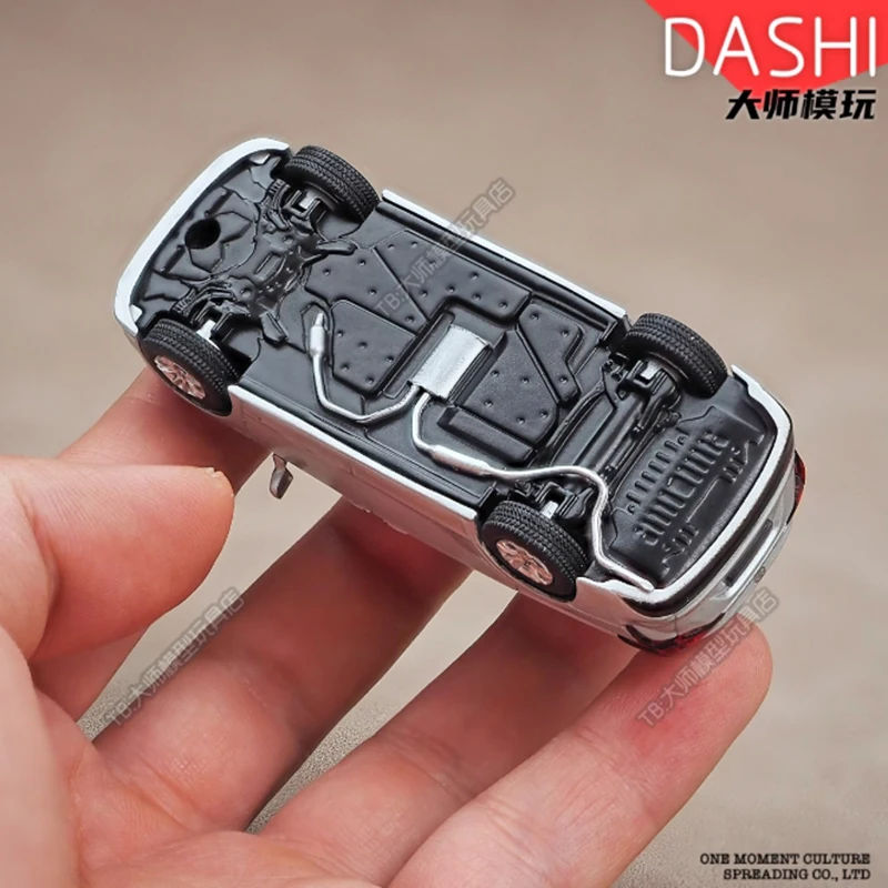 MASSDI Diecast 1:64 مقياس سيينا MPV مربية سيارة سبيكة محاكاة نموذج سيارة الكبار الاطفال جمع الديكور هدية العرض