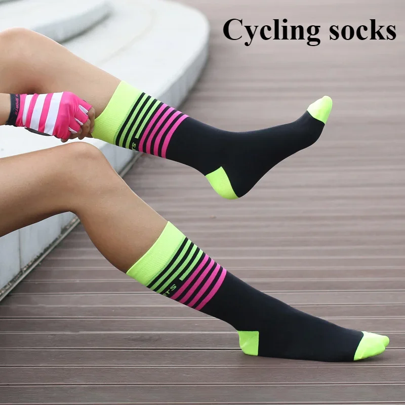 Cycling Socks Cycling Sports Socks Breathable Sweat Wicking Odor Proof Compression Running Socks Basketball Mid Tube Socks