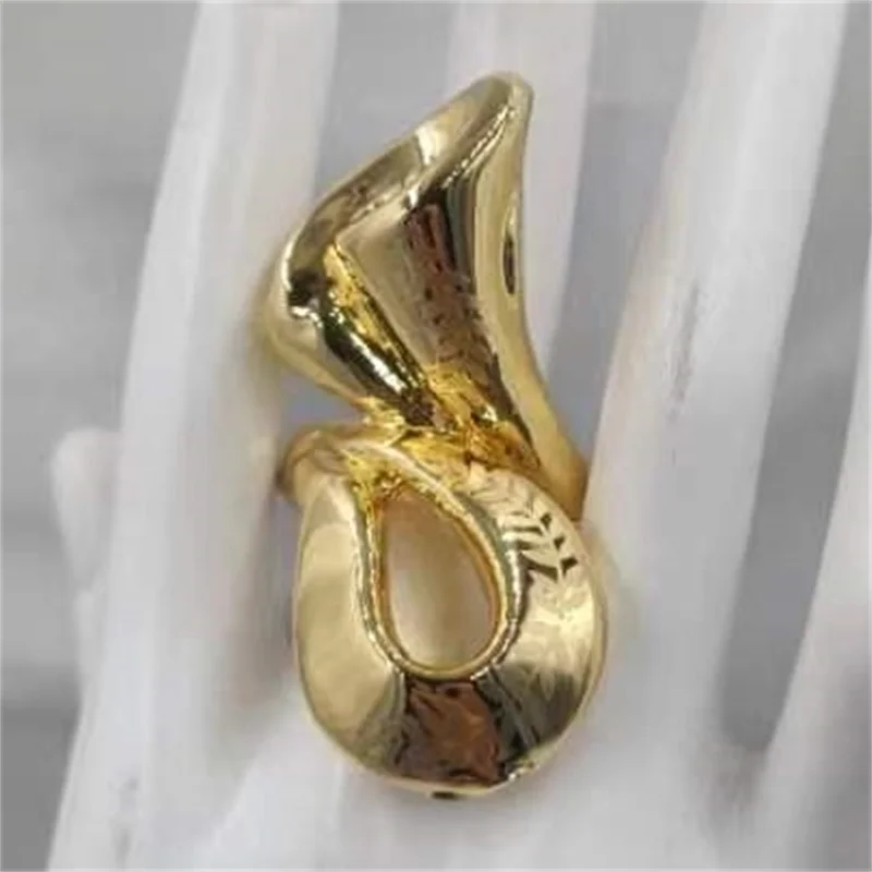 Fashion Big Ring Dubai Copper Jewelry 18k Gold Color New Design Women Set Bridal For Party Gift High Quality