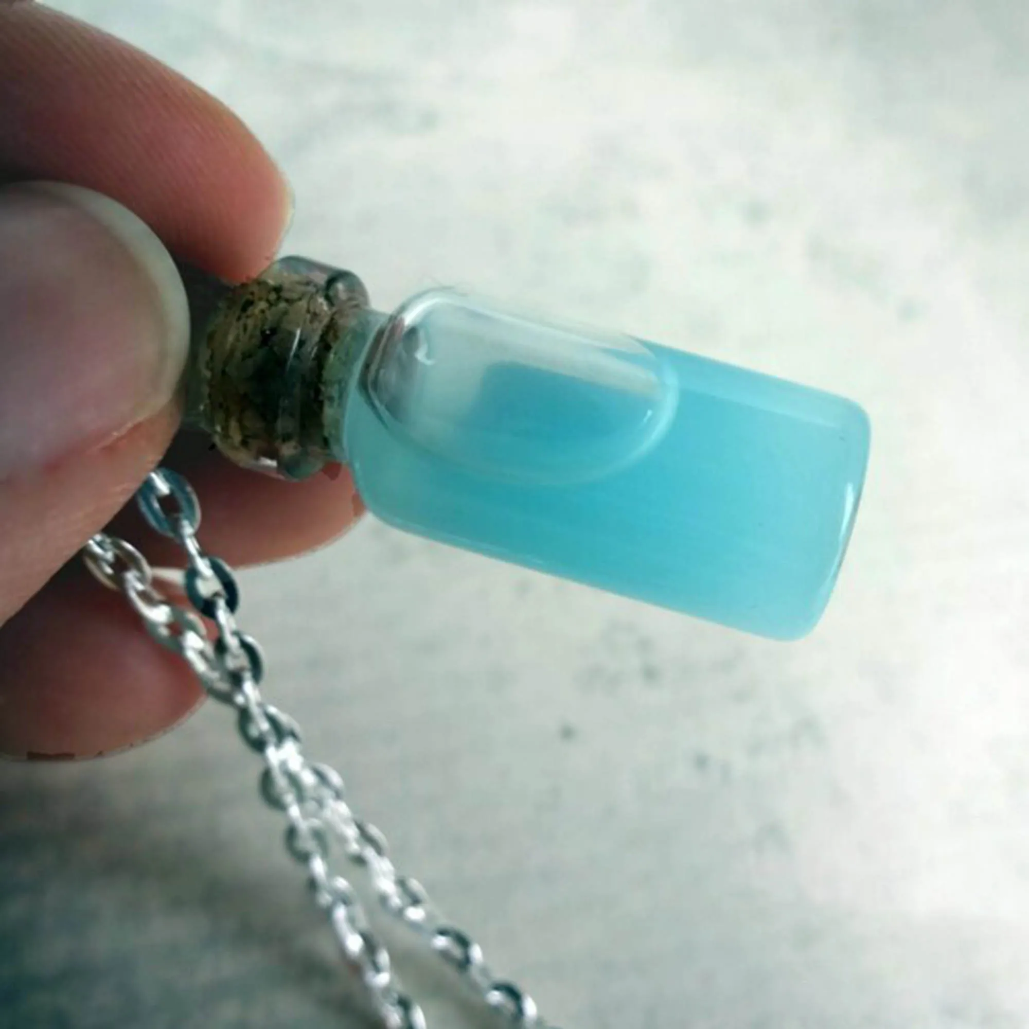 Ghost Tears Glow in the Dark Glass Bottle Necklace Haunted Glowing Necklace Potion Vial Charm Liquid Shimmer Magic Spells Occult