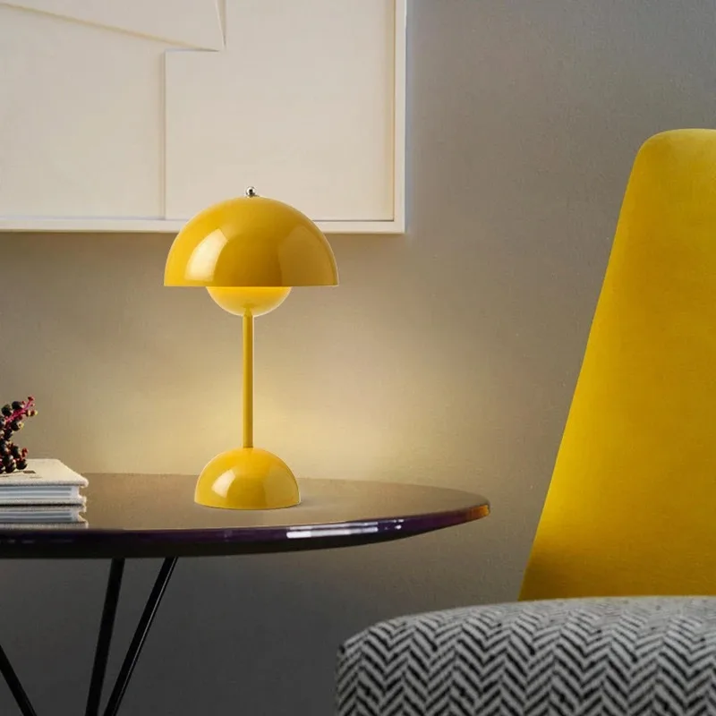 Rechargeable Alloy Table Lamp Three Speed Adjustment Indoor Lighting Fixture Flower Bud Desk Lamps Home Decor Night Light