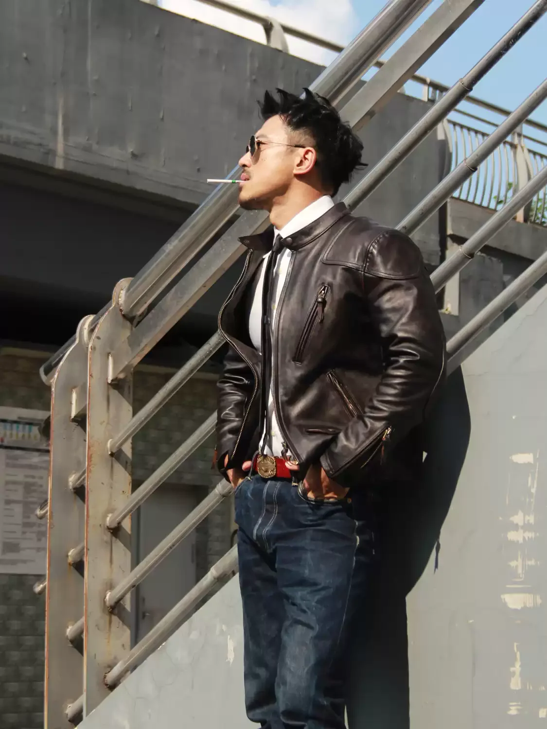 LK903 Men Vintage Waxed Horsehide Leather Jacket Stand Collar Multi Zipper Pockets Motorcycle Biker Coat