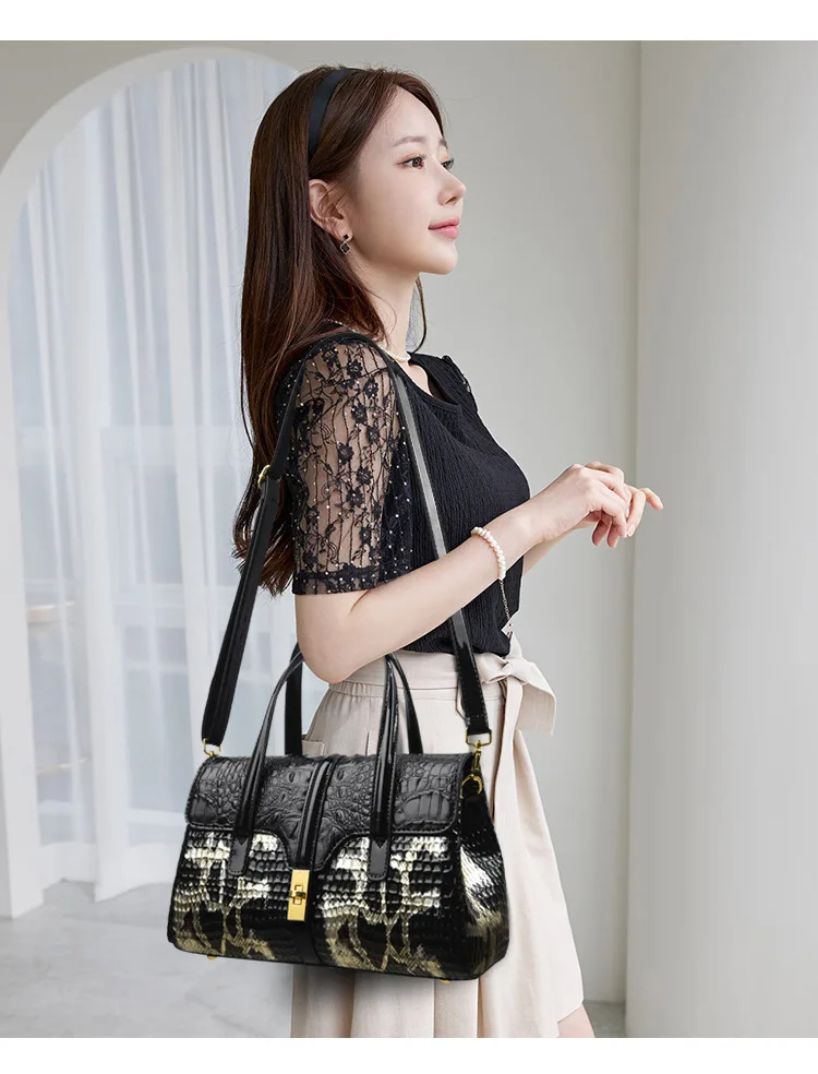 Luxury Designer Brand New High Quality Crocodile Print Fashion Color Contrast Shoulder Bag for Women Boston Tote Free Shipping