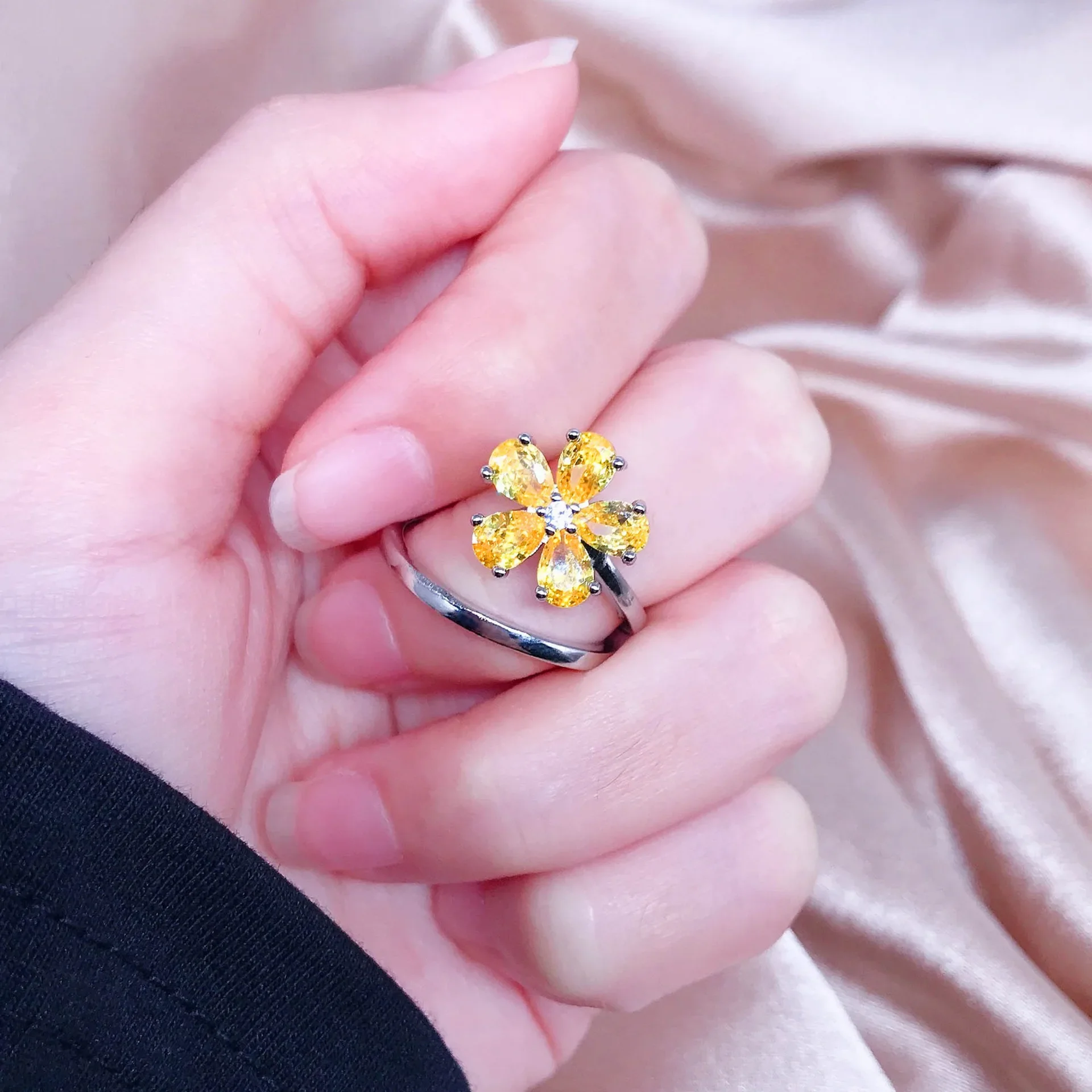 Small Fresh Daisy Open Ring And S925 Sterling Silver Necklace Sweet Versatile Personality Small Yellow Flower Jewelry For Girls