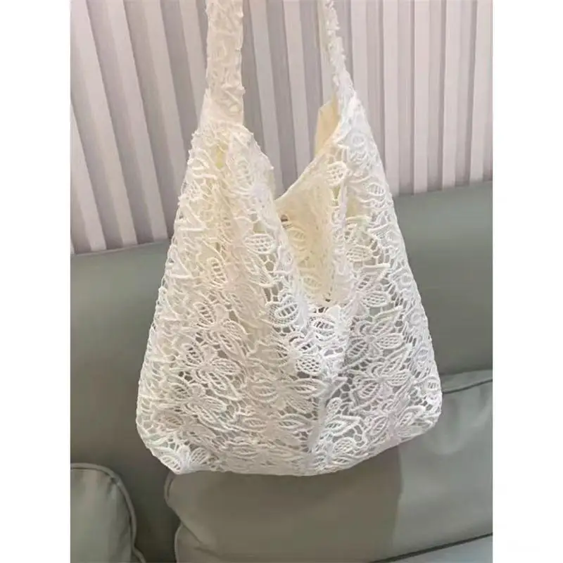 

Large Capacity Commuting Women's Shoulder Bag Fashion Flower Tote Bags