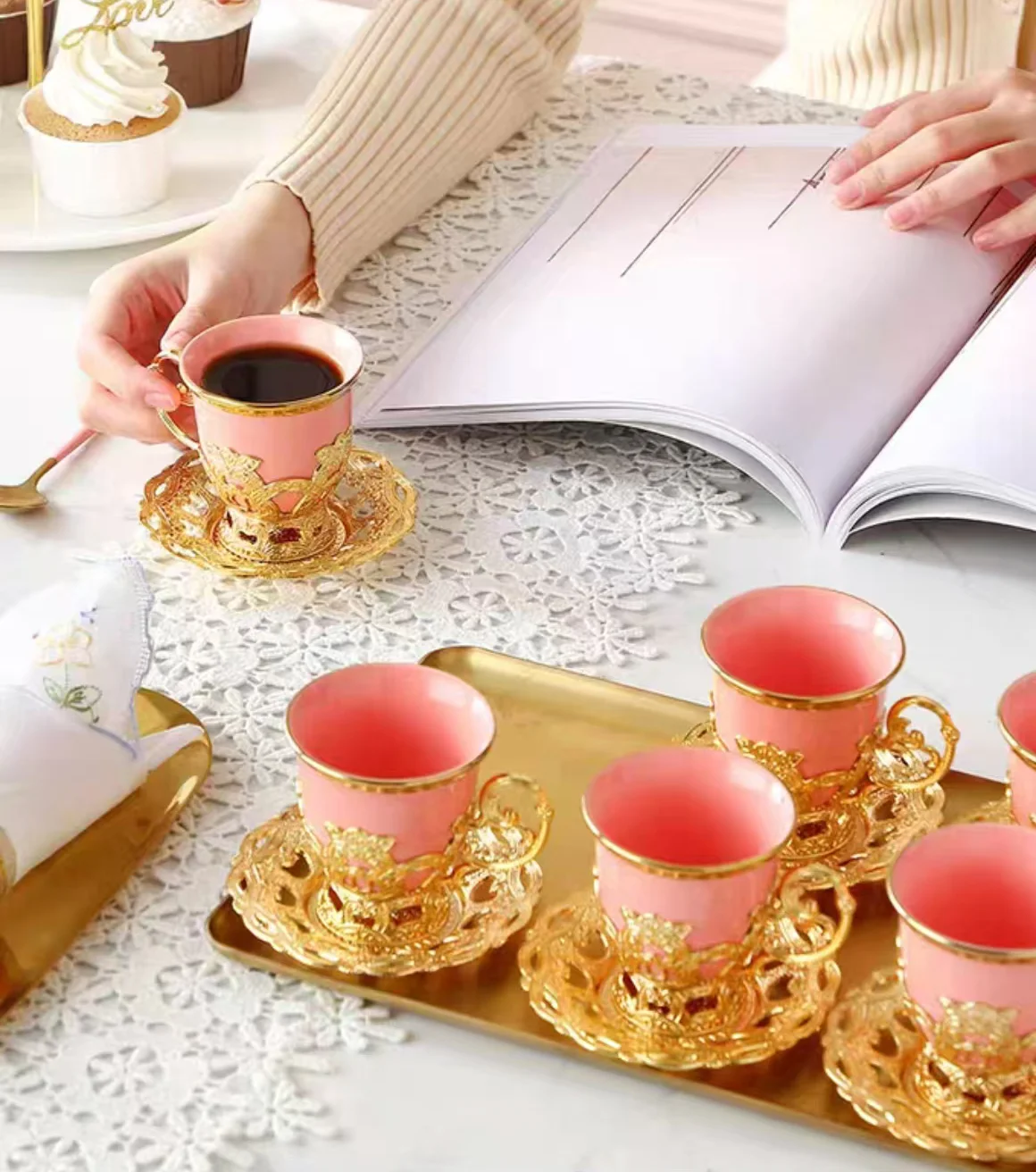 

Pink electroplated coffee cup set gift box Low cup European Gold Rim set cup and saucer six cups six plates