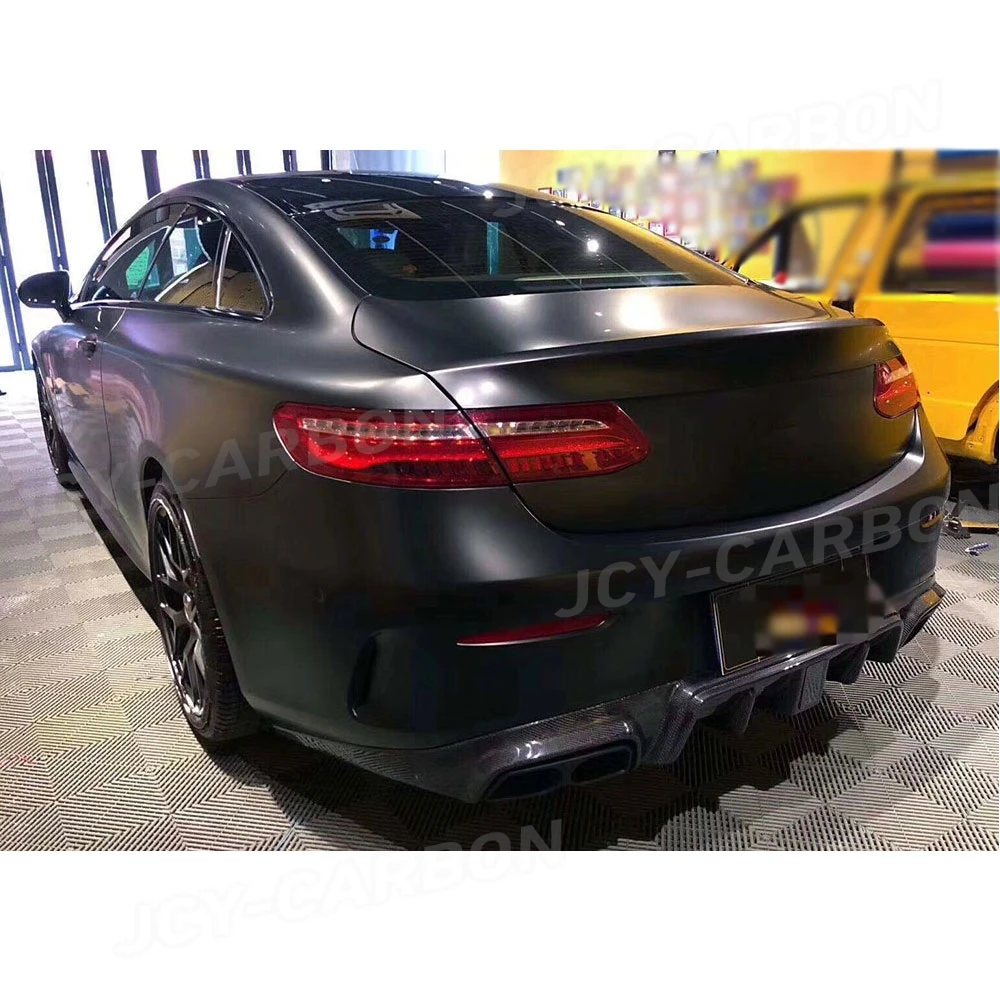 JCYECF ألياف الكربون الناشر الخلفي مع مجموعة أطراف العادم لمرسيدس بنز E Class W238 E63 AMG كوبيه B Style 2017-2019