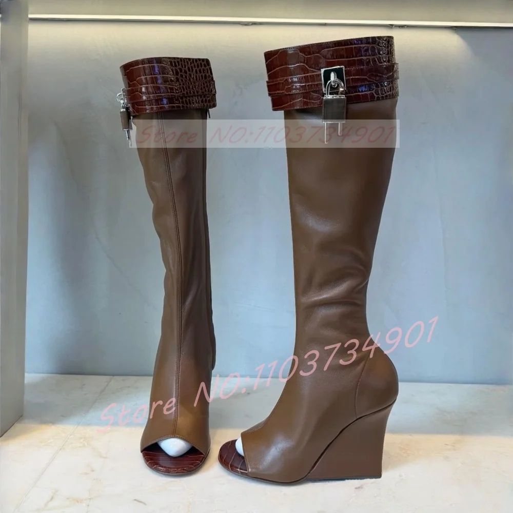 

Сапоги до колена с металлическим замком и открытым носком, женские тонкие сапоги с крокодиловым узором, с круглым носком, на молнии, на танкетке, женские пикантные сапоги на высоком каблуке для вечеринки