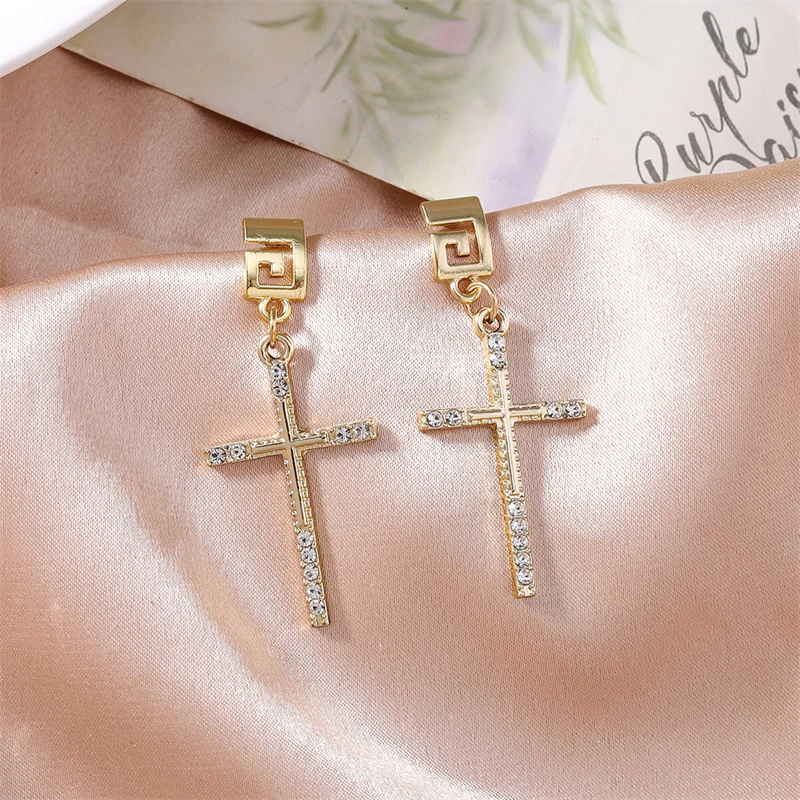 Modische Kristall-Metall-Kreuz-Ohrstecker für Frauen und Mädchen, Party- und Festival-Schmuckgeschenke – Detail 17