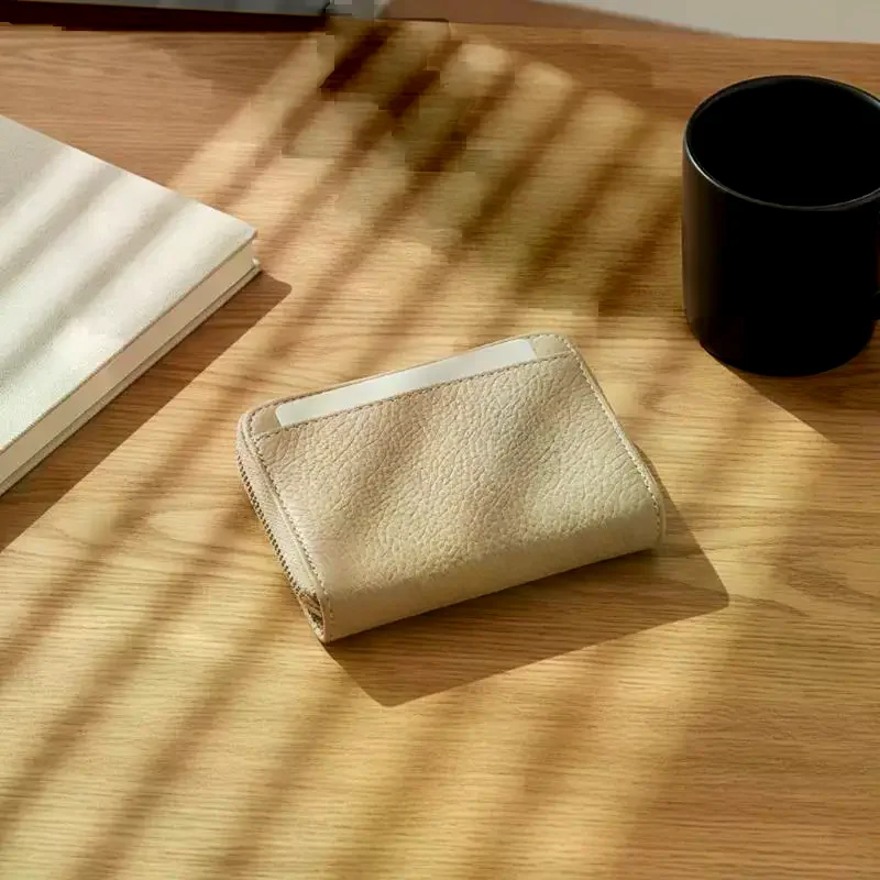 Leather Zipper Coin Purse: Multi-Compartment Card Holder - Slim Wallet for Daily Commute & Organized Travel Essentials
