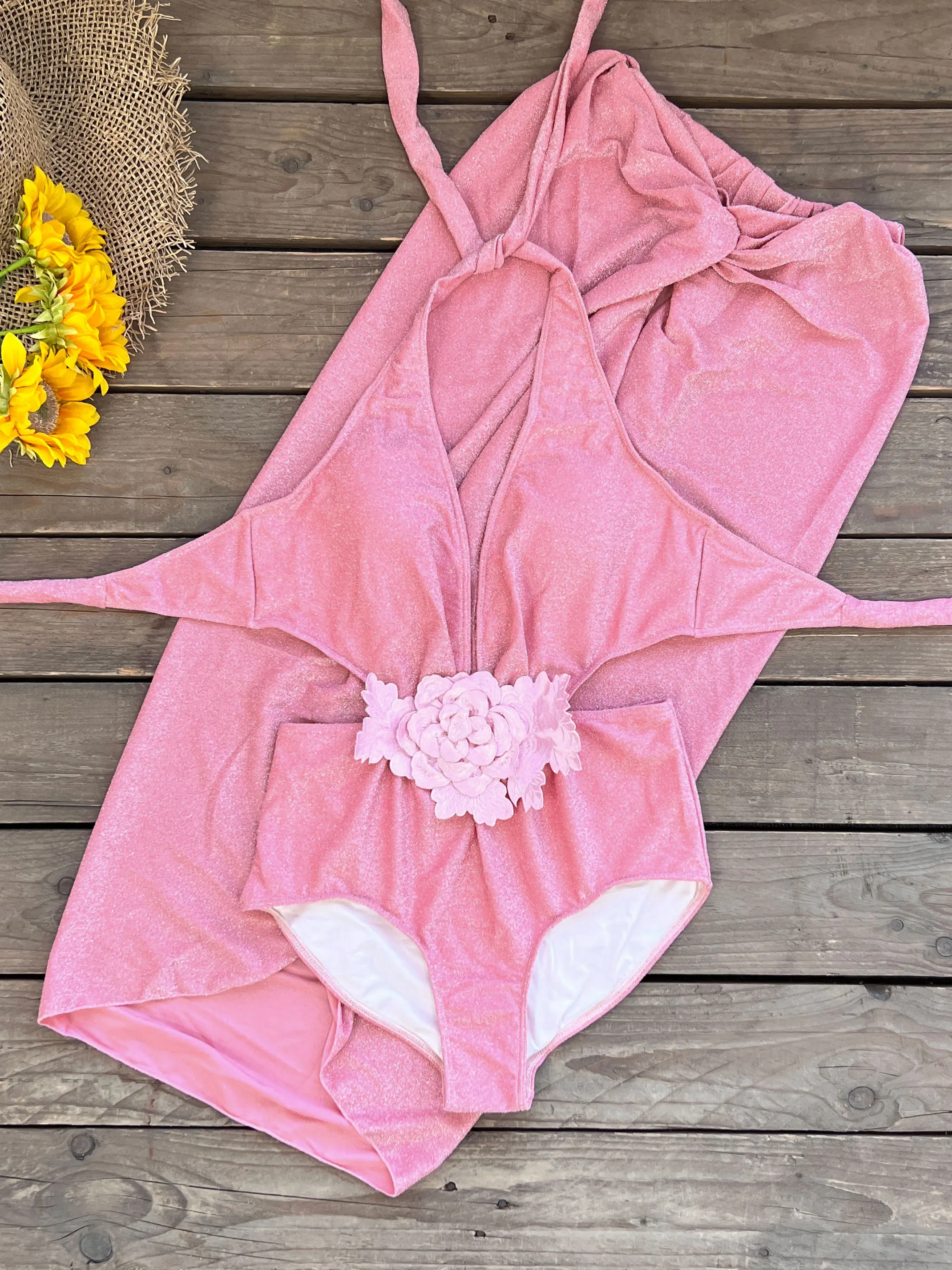 2025 스타일 골드 시니 여성 수영복 패션 섹시한 컷 아웃 수영복 레이디 하이 스트리트 바디 슈트 스커트 휴일 복장 옷