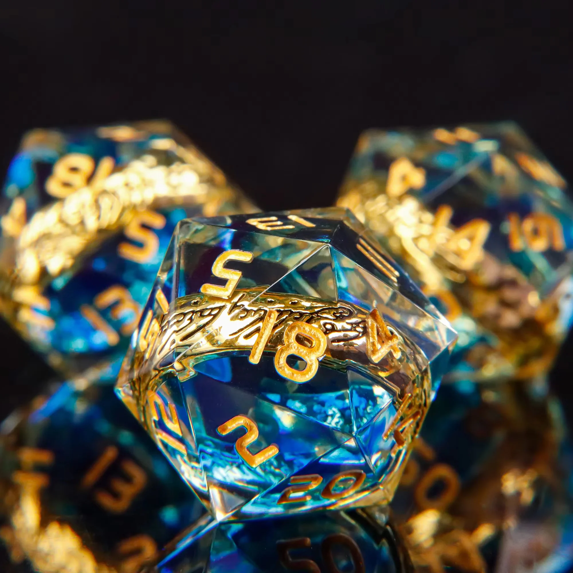 Sharp Edge Resin Dice, 3Pcs D20 / D6 Handmade Dice with Embedded Golden Ring, DND RPG Tabletop Game Dice
