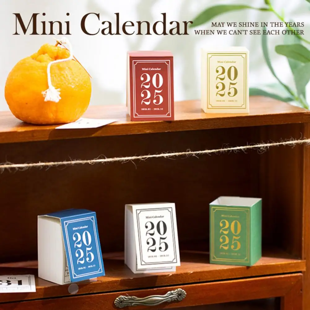 Calendario da tavolo 2025 calendario retrò portatile compatto a forma di Mini libro carta spessa da gennaio a dicembre Scheduler mensile