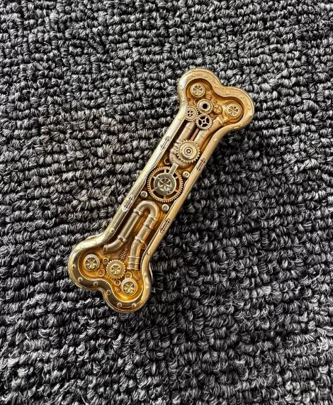 USED EDC HF EDC Spiny Light - Steam Bone Brass Carving EDC Metal Decompression Toy