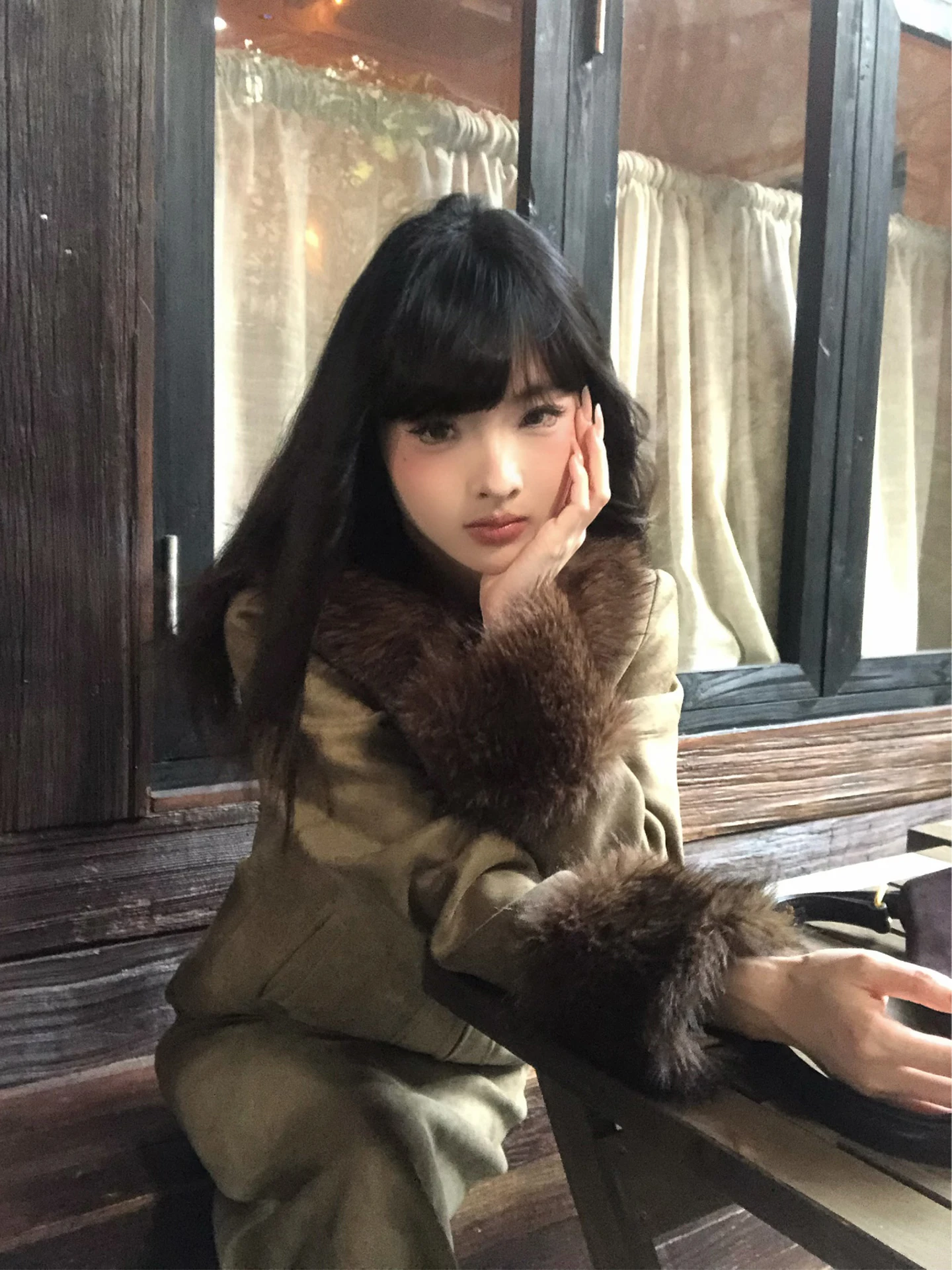 Manteau court rétro pour femme en cuir et fourrure synthétique avec col en suède, taille régulière, vêtement d'extérieur d'automne