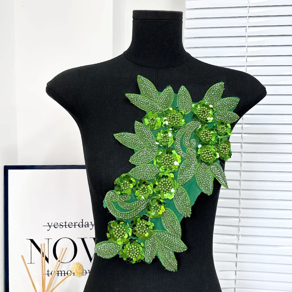 

Sequin Flower Embroidered Patches Elegant Three Dimensional Flowers Clothes Patches Detachable Exquisite Patch Repair Apparel