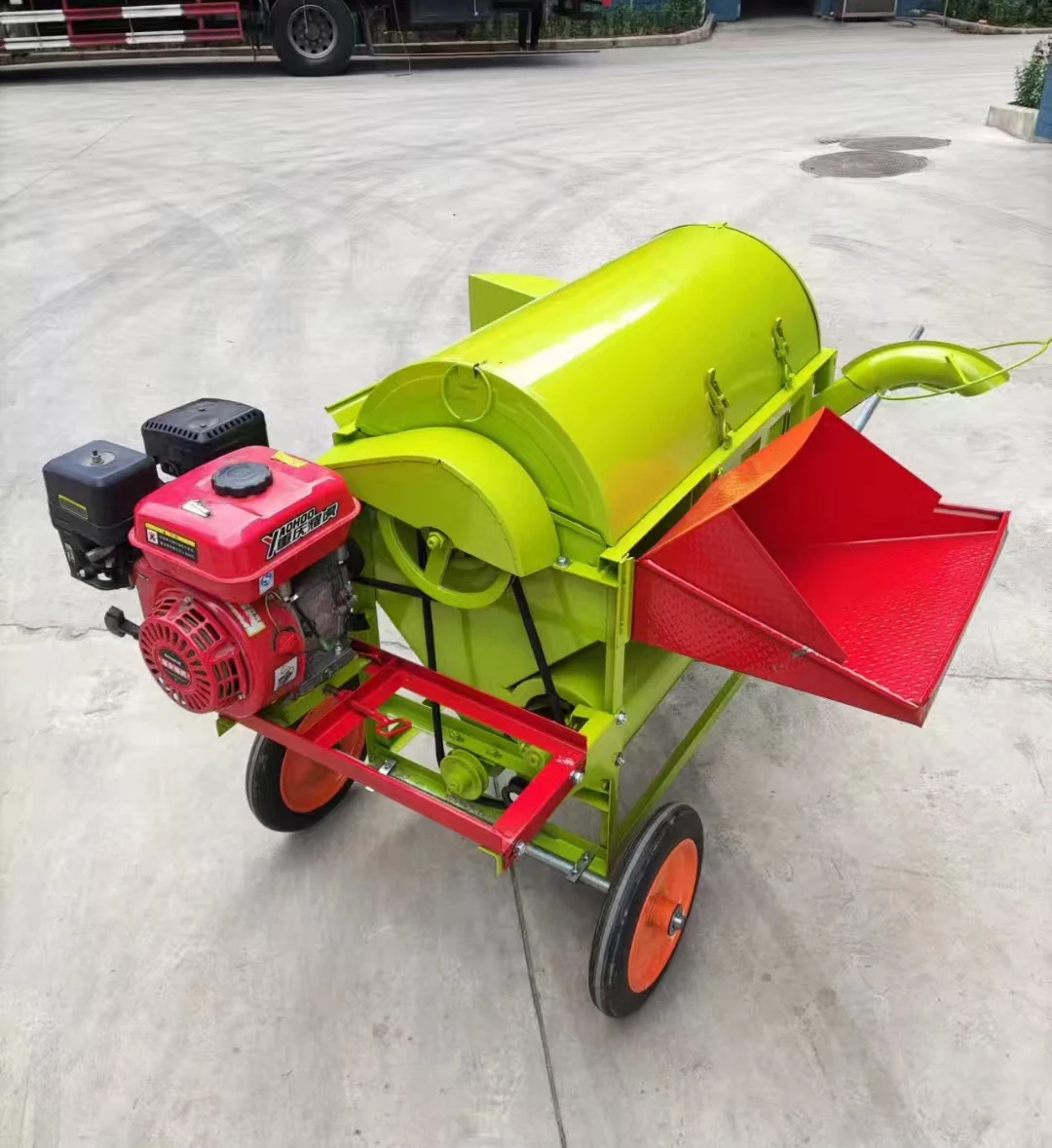 2026Professional Agricultural Machinery Engine Mini Grain Paddy Sheller Rice Thresher Machine Threshing Peeling Functio