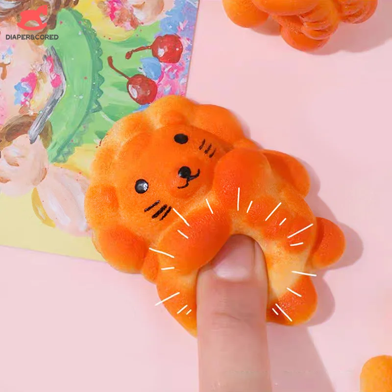 Abdominal Muscles Bear Pinching Keychain Muscle Lion Mochi Squishy Fidget Toy Slow Rebound Decompression Toy Stress Release Toy