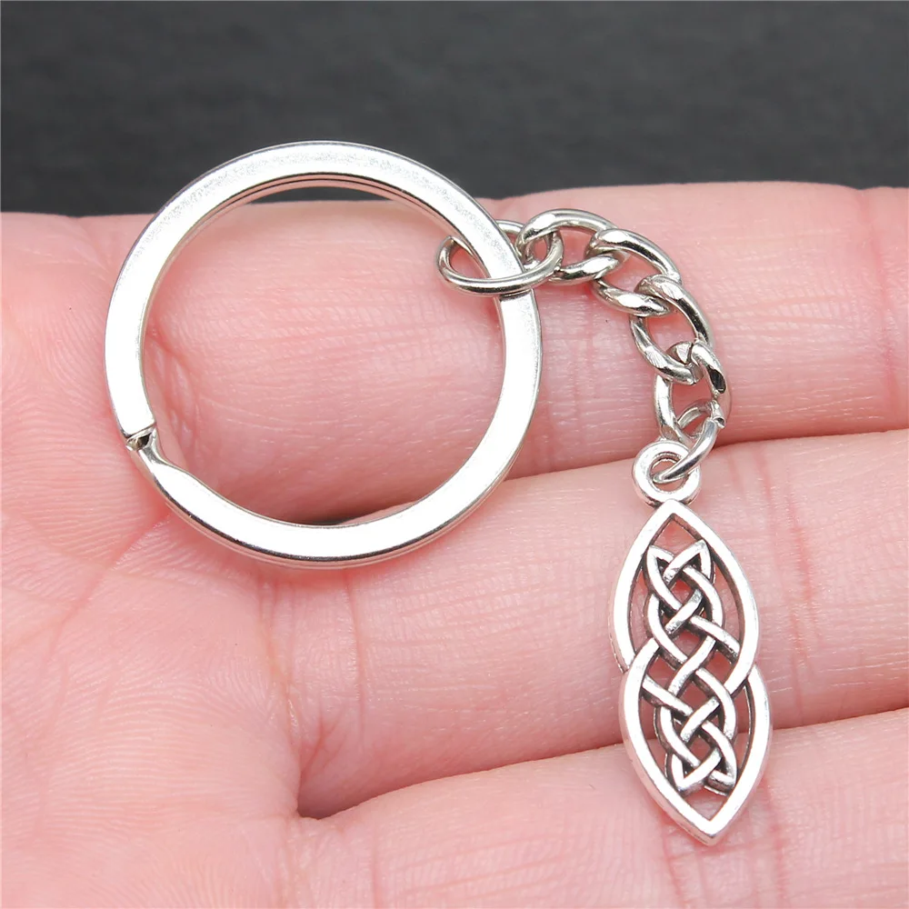 Souvenirs Gift Dropshipping Antique Silver Color 10x26mm Triquetra Knot Pendant Keyring