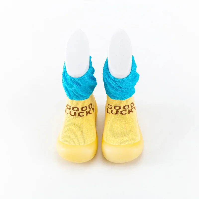 الجوارب الكرتون للأطفال الأحذية ، أسفل لينة ، عدم الانزلاق ، الكلمة ، داخلي ، الكلمة ، لطيف ، جديد ، الربيع