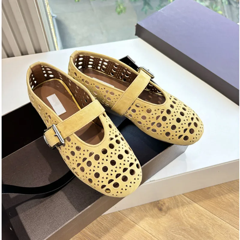 ミニマリスト・メリージェーン・シングルシューズ（レディース）2025 レトロスエードフラットボトムワンライン・ホローホール・通気性バレエダンスシューズ