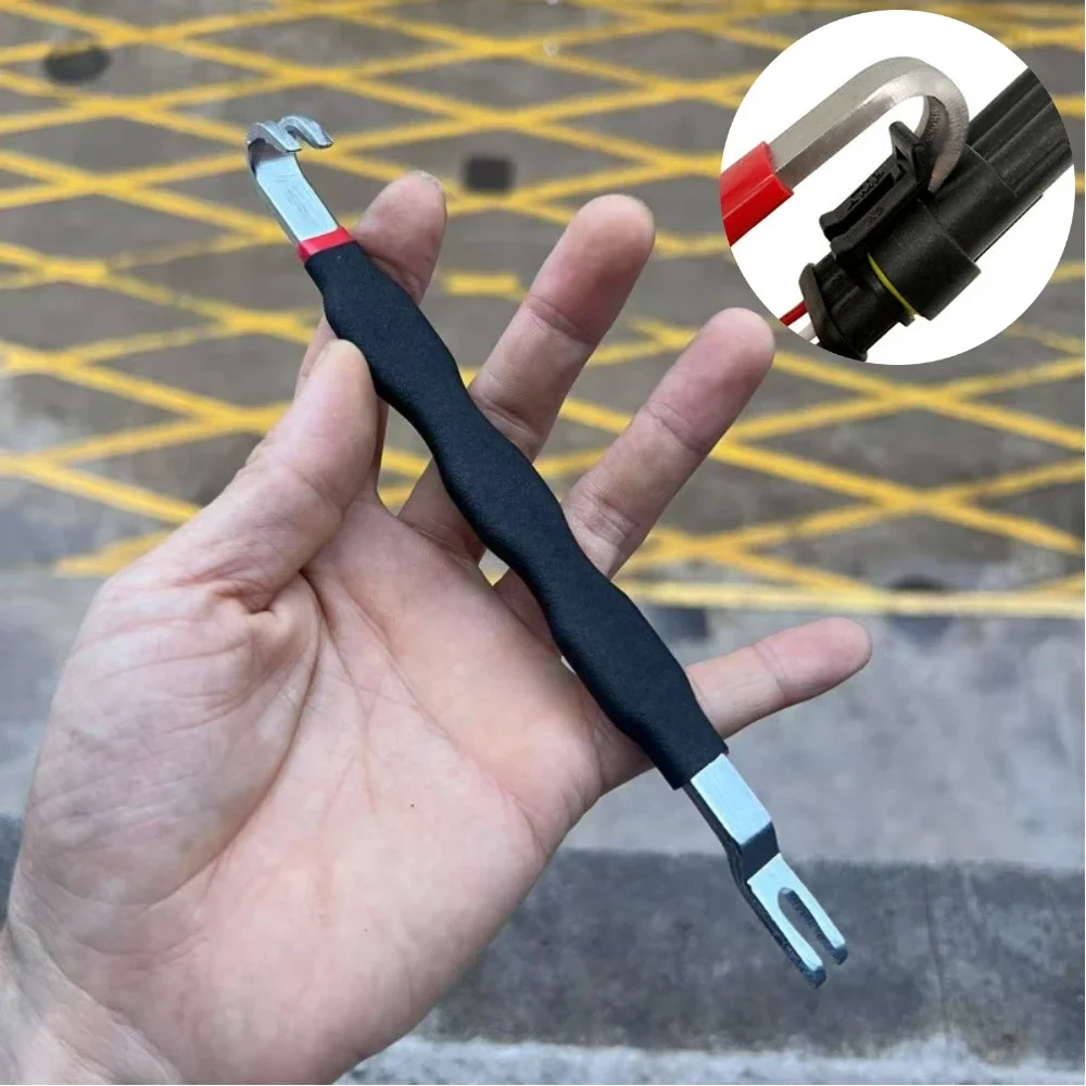 Outils de démontage de connecteurs électriques automobiles, outils de démontage et de séparation de faisceaux de câbles automobiles
