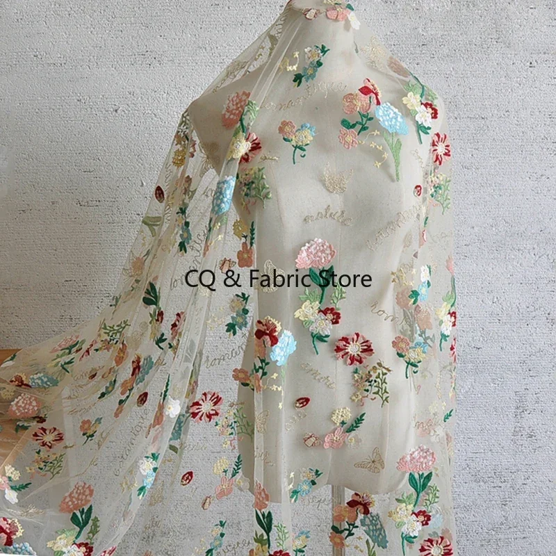 Tkanina z tiulu z haftem motylkowym, kwiatowym, morelowym, siateczkowym, koronkowa, do samodzielnego wykonania odzieży, spódnic, akcesoriów, ciężka, rozpuszczalna w wodzie.