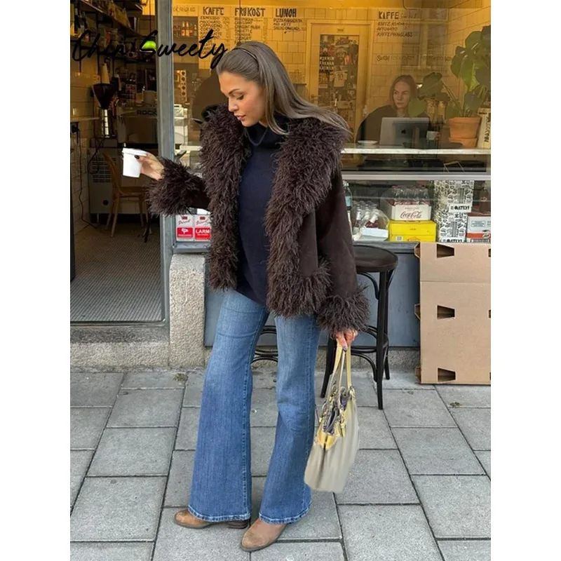 2025 Autunno Inverno Spessore Lady Outwear Retro Nappa Pelliccia Sintetica Patchwork Cappotto da Donna Moda Manica Lunga Solido Cardigan Femminile