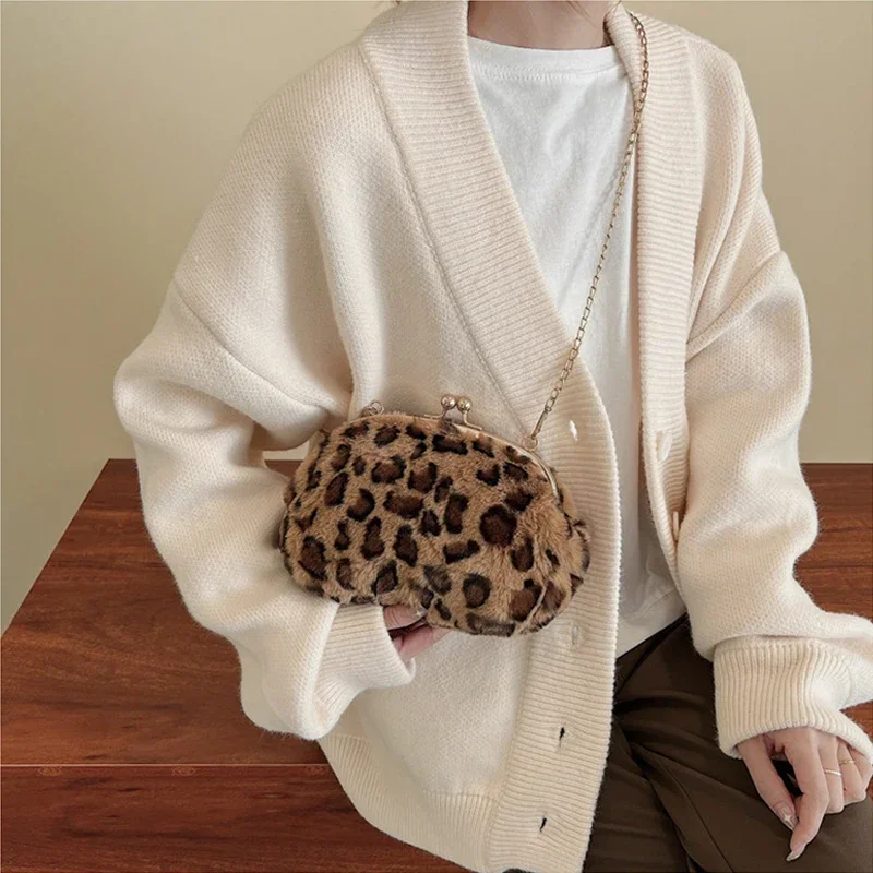 Leopard Print Fluffy Shoulder Crossbody Bags Woman Cow Pattern Handbags Female Winter Plush Bag Fashion Lady Bag Small Purses