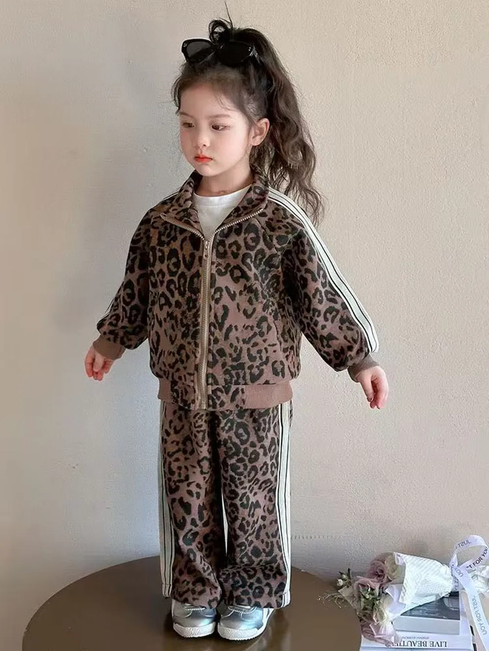 

Одежда для малышей, детская одежда, новинка весны и осени 90-150 см, детский костюм с леопардовым узором для девочек, комплекты пальто + брюки, удобные милые комплекты