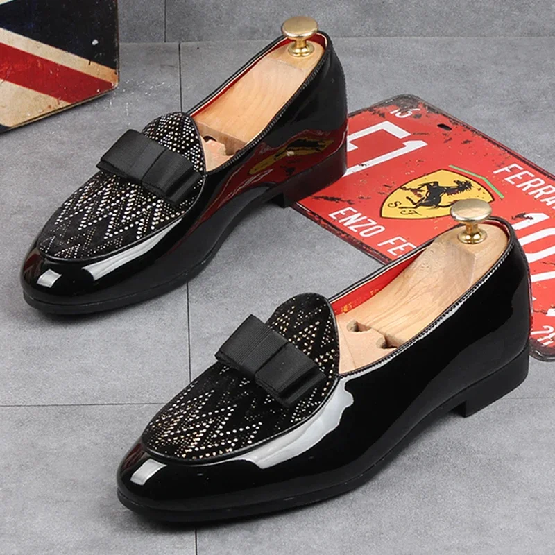 Designer Men Black Bowtie Patent Leather Slip On Casual Shoes Gentleman Formal Wedding Footwear Zapatos Hombre