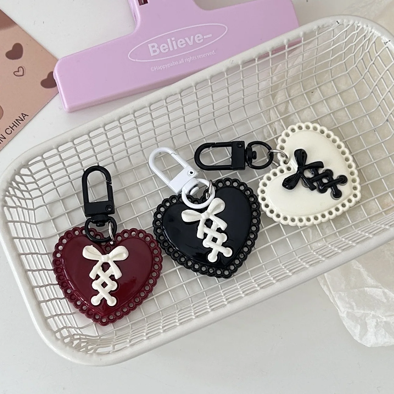 

Y2K Bow Keychain - Love Heart Bag Charm, Girl School Accessories Satin Ribbon Lanyard for Teen Gift